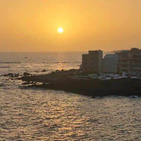 Summer Terrace Paradise *