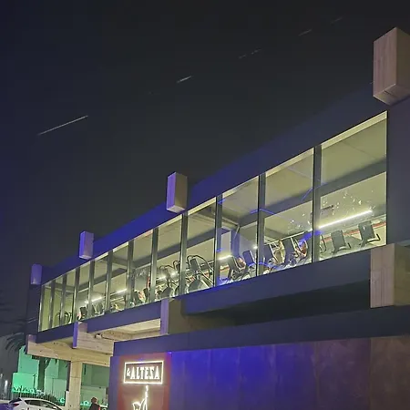 Summer Terrace Paradise *