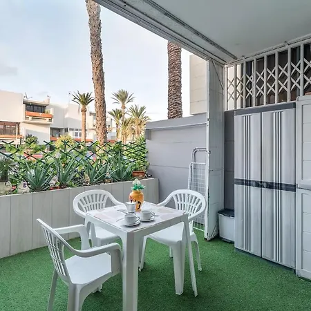 Summer Terrace Paradise *