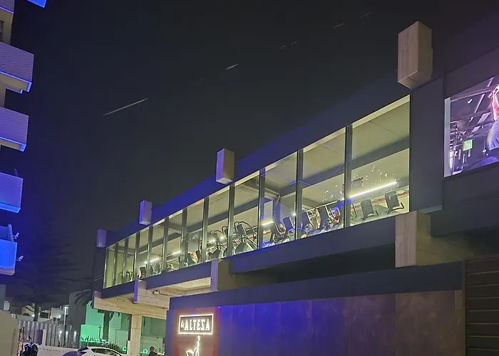 Summer Terrace Paradise *